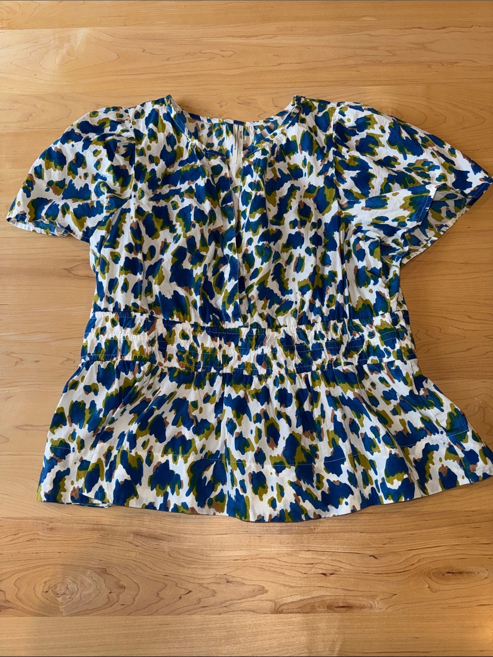 Anthropologie Somerset Blouse, Blue Watercolor Print in size Large 100% Cotton
